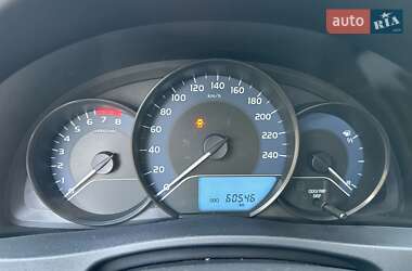Седан Toyota Corolla 2018 в 