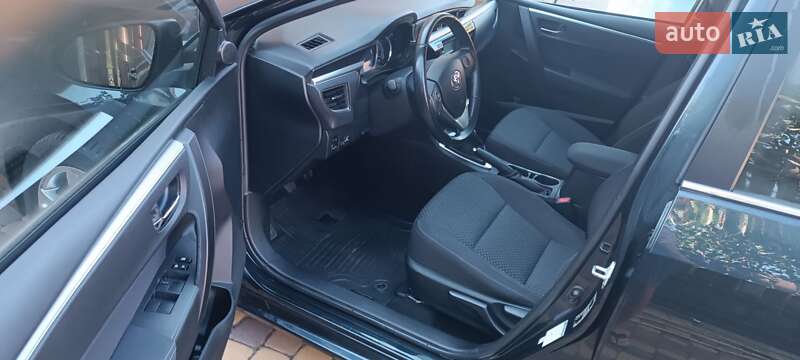 Седан Toyota Corolla 2015 в Киеве фото 12 Седан Toyota Corolla 2015 в Киеве