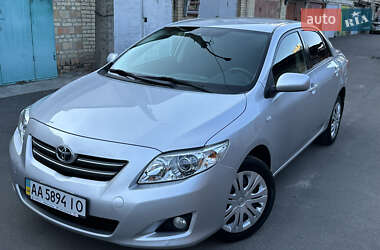 Седан Toyota Corolla 2008 в Києві