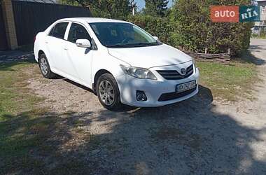 Седан Toyota Corolla 2013 в Харькове
