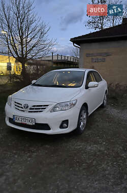 Седан Toyota Corolla 2011 в Харькове