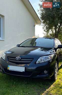 Седан Toyota Corolla 2008 в Рівному