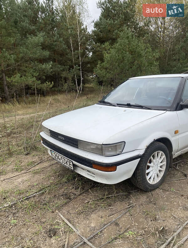 Лифтбек Toyota Corolla 1987 в Дымере фото 2 Лифтбек Toyota Corolla 1987 в Дымере
