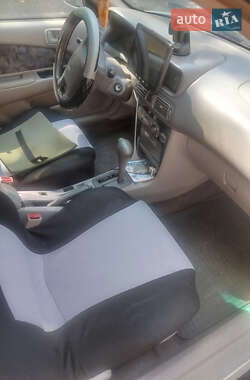 Хэтчбек Toyota Corolla 1998 в 