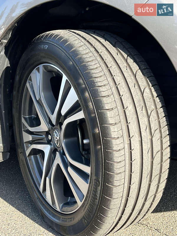 Седан Toyota Corolla 2015 в Києві фото 15 Седан Toyota Corolla 2015 в Києві