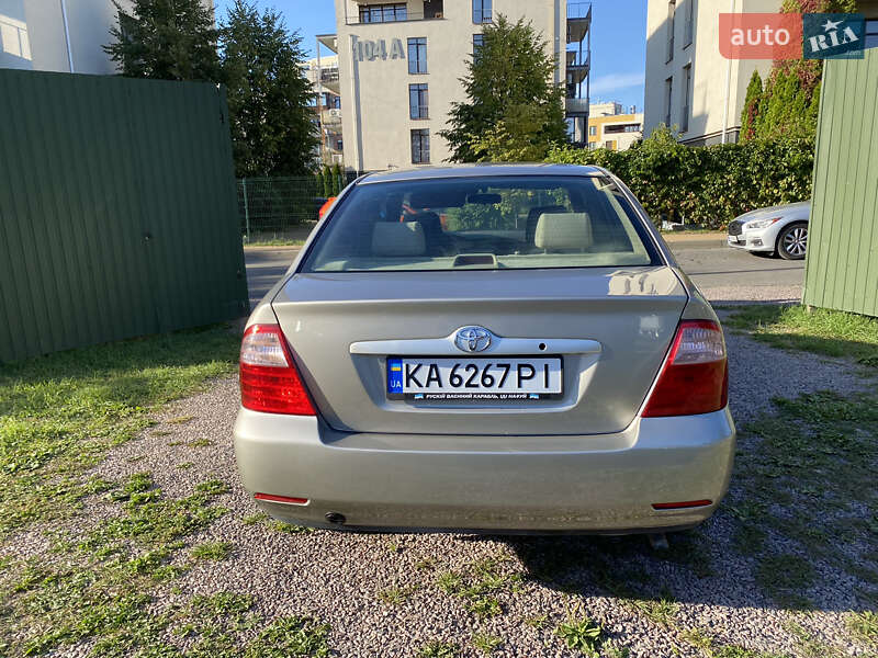 Седан Toyota Corolla 2006 в Киеве