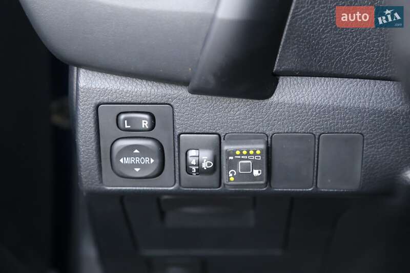 Седан Toyota Corolla 2016 в Киеве