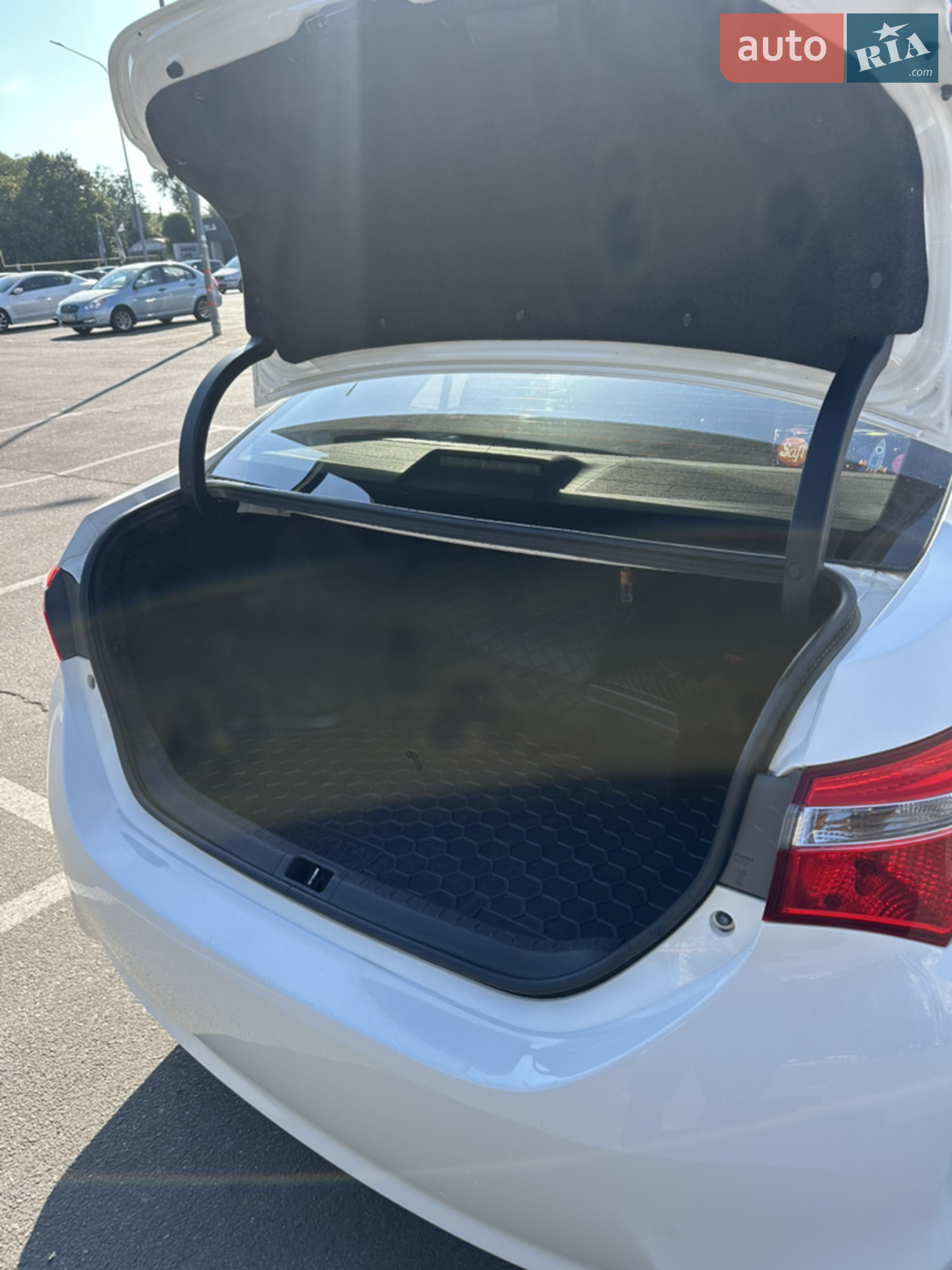2015 Toyota Corolla - мініатюра 25