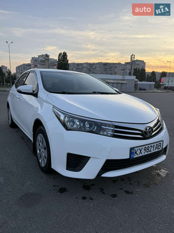 Toyota Corolla 2013