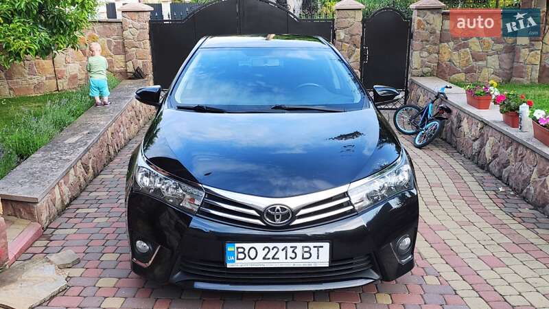 Седан Toyota Corolla 2013 в Тернополі фото 2 Седан Toyota Corolla 2013 в Тернополі