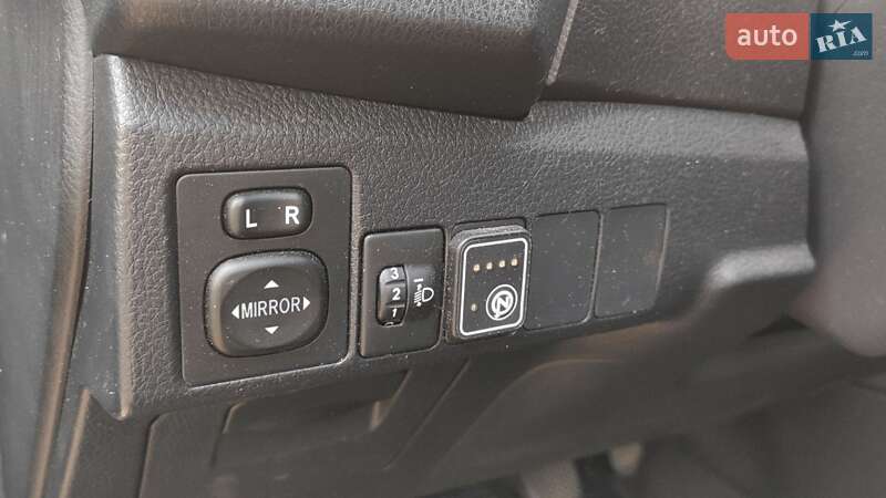 Седан Toyota Corolla 2013 в Тернополі фото 19 Седан Toyota Corolla 2013 в Тернополі