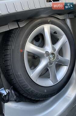 Седан Toyota Corolla 2006 в 