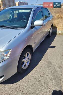 Седан Toyota Corolla 2005 в 