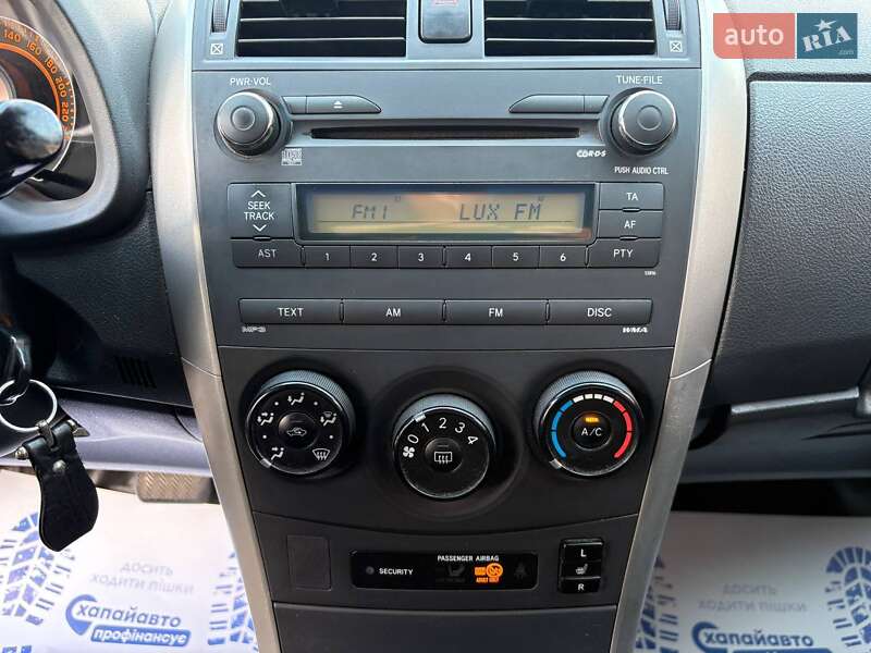 Седан Toyota Corolla 2007 в Виннице