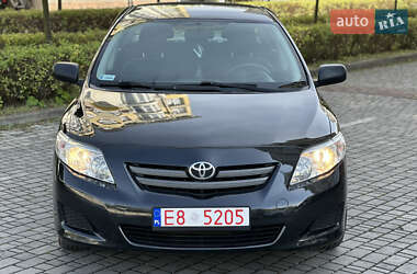 Седан Toyota Corolla 2009 в 