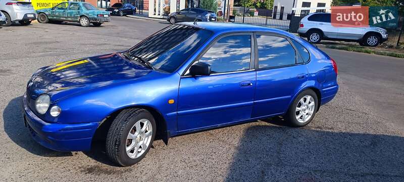 Toyota Corolla 1998