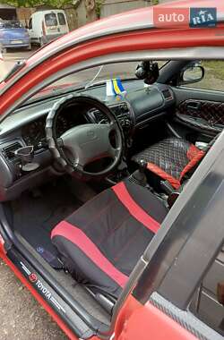 Хэтчбек Toyota Corolla 1996 в 