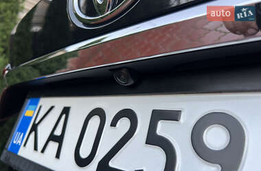Седан Toyota Corolla 2019 в 