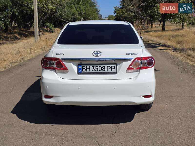 Седан Toyota Corolla 2012 в Одессе
