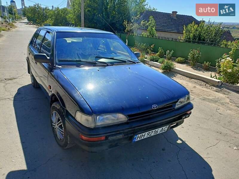 Хетчбек Toyota Corolla 1990 в Ізмаїлі