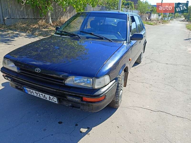 Хетчбек Toyota Corolla 1990 в Ізмаїлі