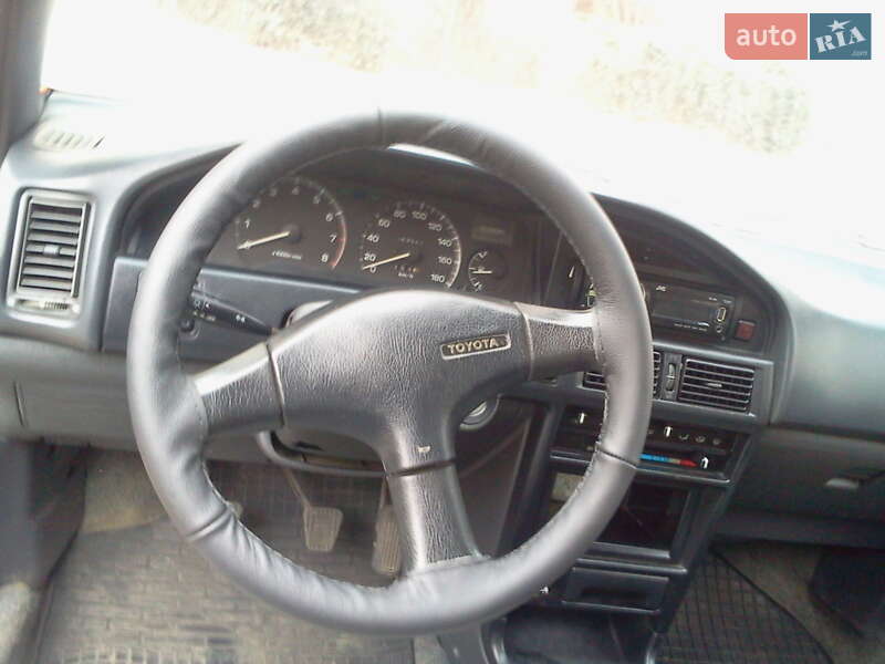 Седан Toyota Corolla 1991 в Одесі