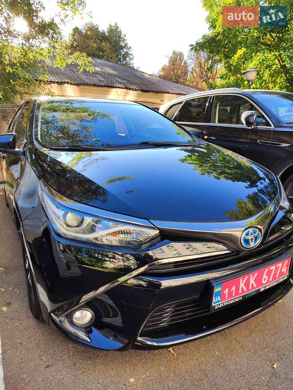 Седан Toyota Corolla 2020 в Києві