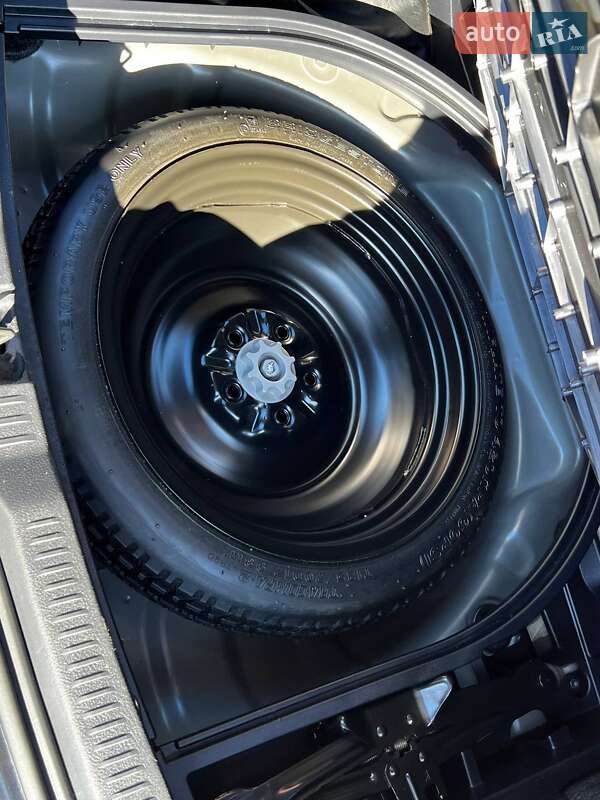 Хетчбек Toyota Corolla 2017 в Рівному