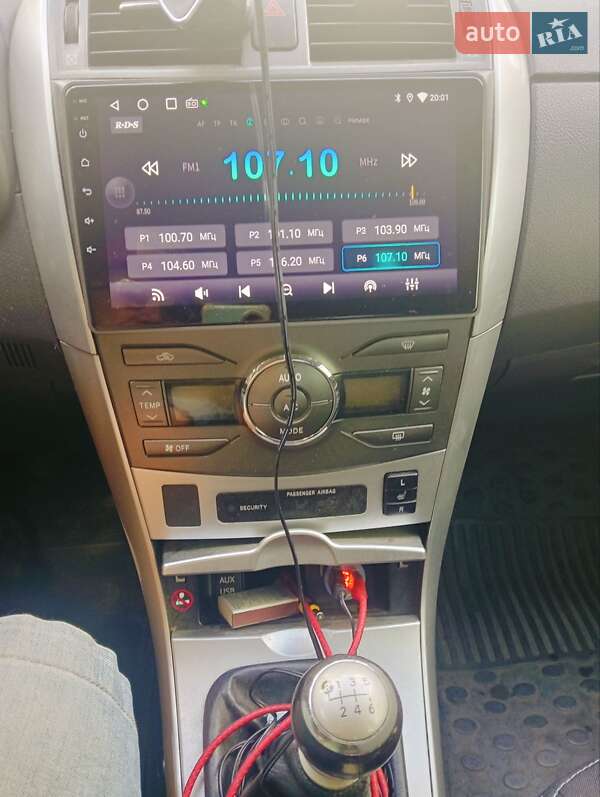 Седан Toyota Corolla 2011 в Конотопе