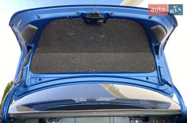 Седан Toyota Corolla 2011 в 