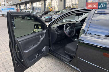Седан Toyota Corolla 2005 в 