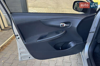 Седан Toyota Corolla 2012 в 