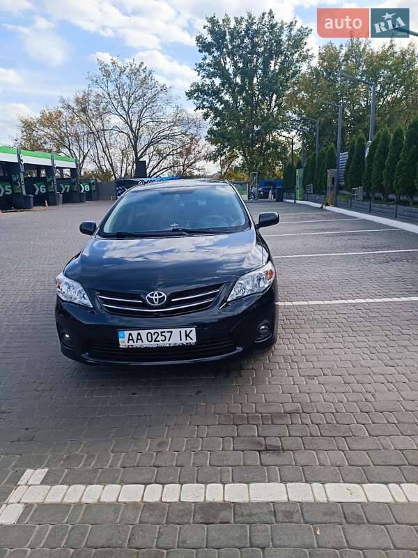 Седан Toyota Corolla 2008 в Харькове