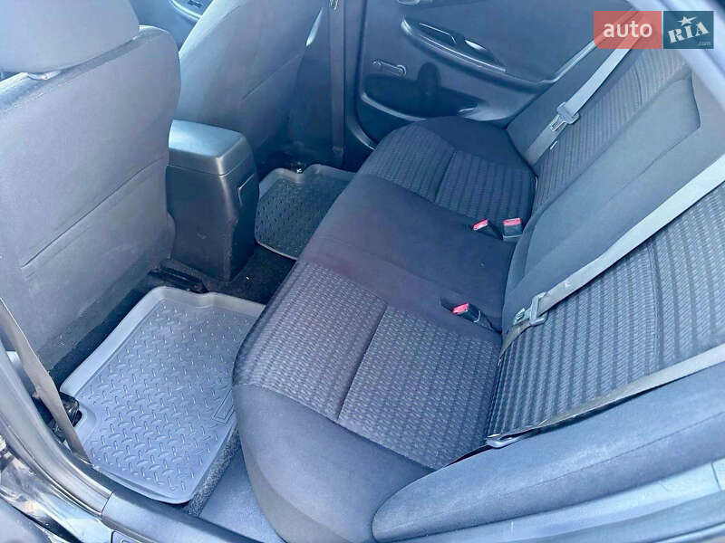 Седан Toyota Corolla 2007 в Харькове