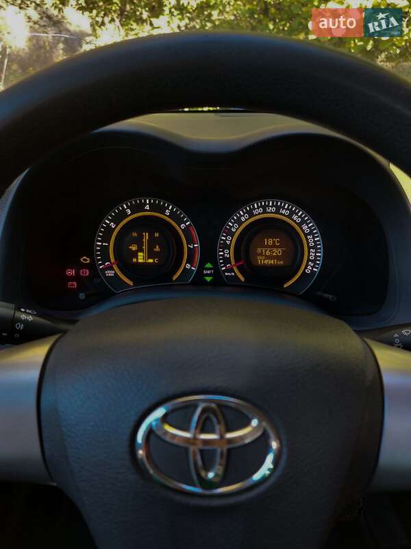 Седан Toyota Corolla 2010 в Харькове