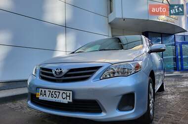 Седан Toyota Corolla 2011 в 