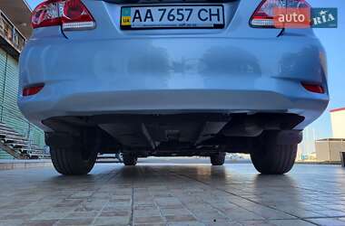 Седан Toyota Corolla 2011 в 