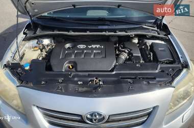 Седан Toyota Corolla 2007 в 