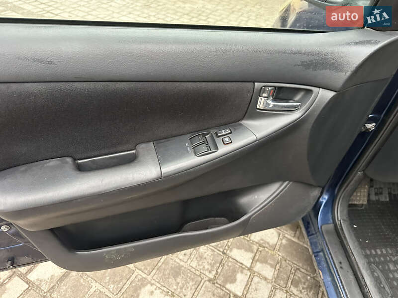 Универсал Toyota Corolla 2006 в Львове
