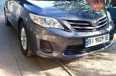 Седан Toyota Corolla 2011 в Карловке