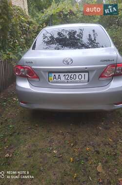 Седан Toyota Corolla 2012 в 