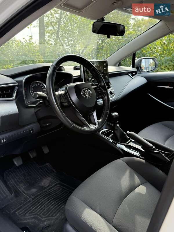 Седан Toyota Corolla 2020 в Киеве