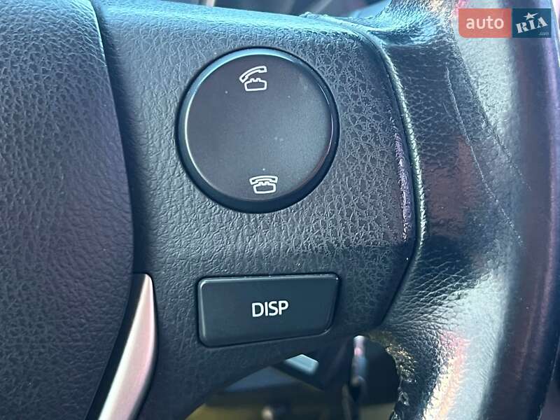 Седан Toyota Corolla 2013 в Києві