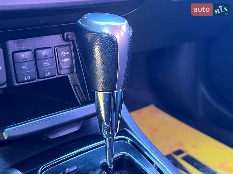 Седан Toyota Corolla 2013 в Києві