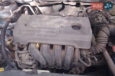 Седан Toyota Corolla 2005 в 