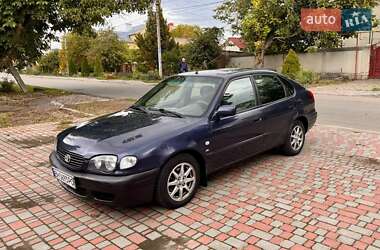 Хетчбек Toyota Corolla 2000 в Одесі
