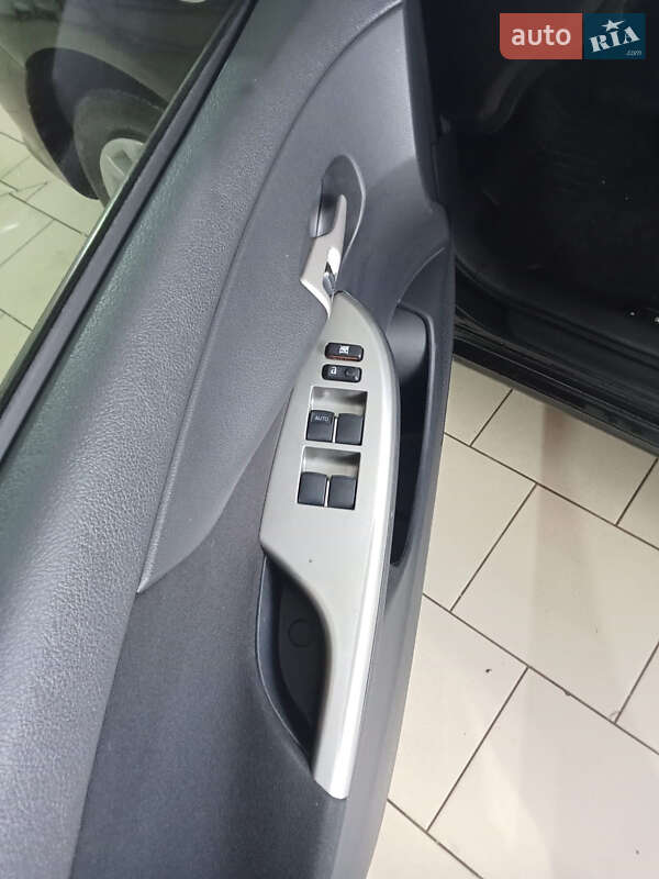 Седан Toyota Corolla 2008 в Житомире