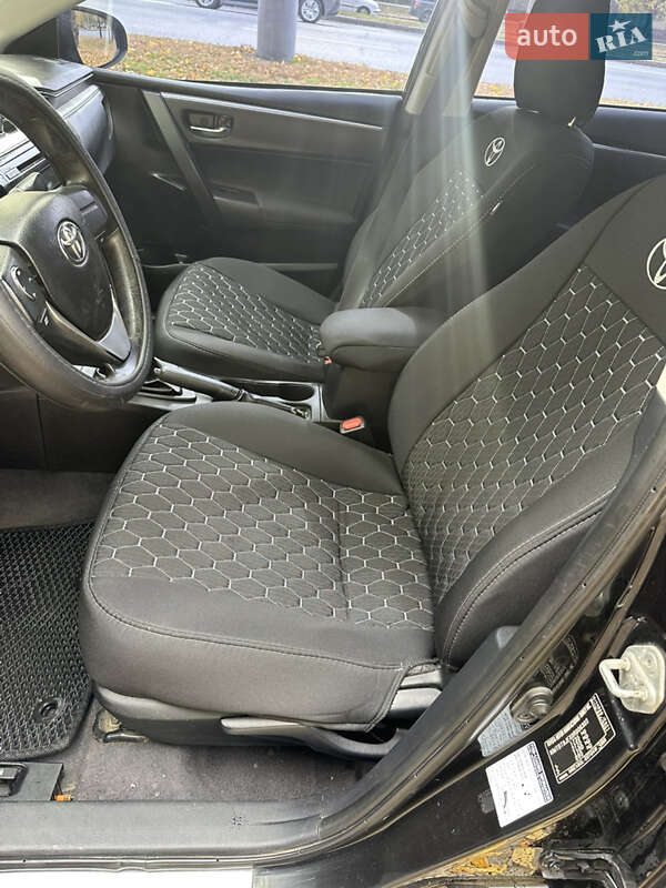 Седан Toyota Corolla 2014 в Харкові