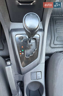 Седан Toyota Corolla 2015 в  фото 28 Седан Toyota Corolla 2015 в