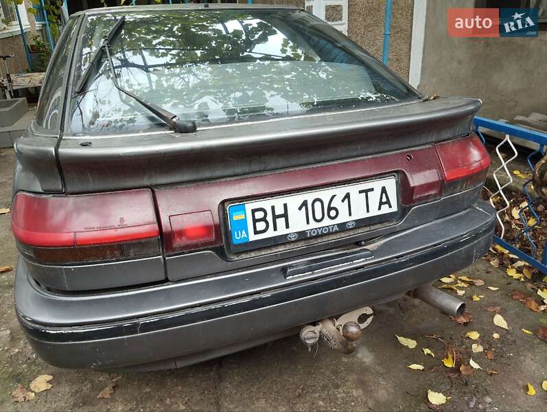 Хэтчбек Toyota Corolla 1988 в Великодолинском